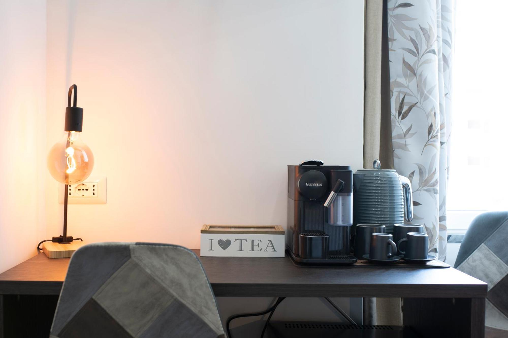 Trastevere New Luxury Rooms Rome Bagian luar foto
